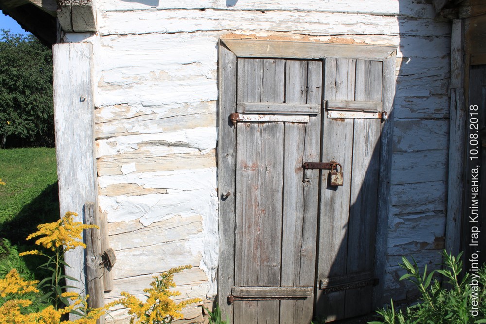 Каменка. Крамы на Рынку (вул.Земцова-17)